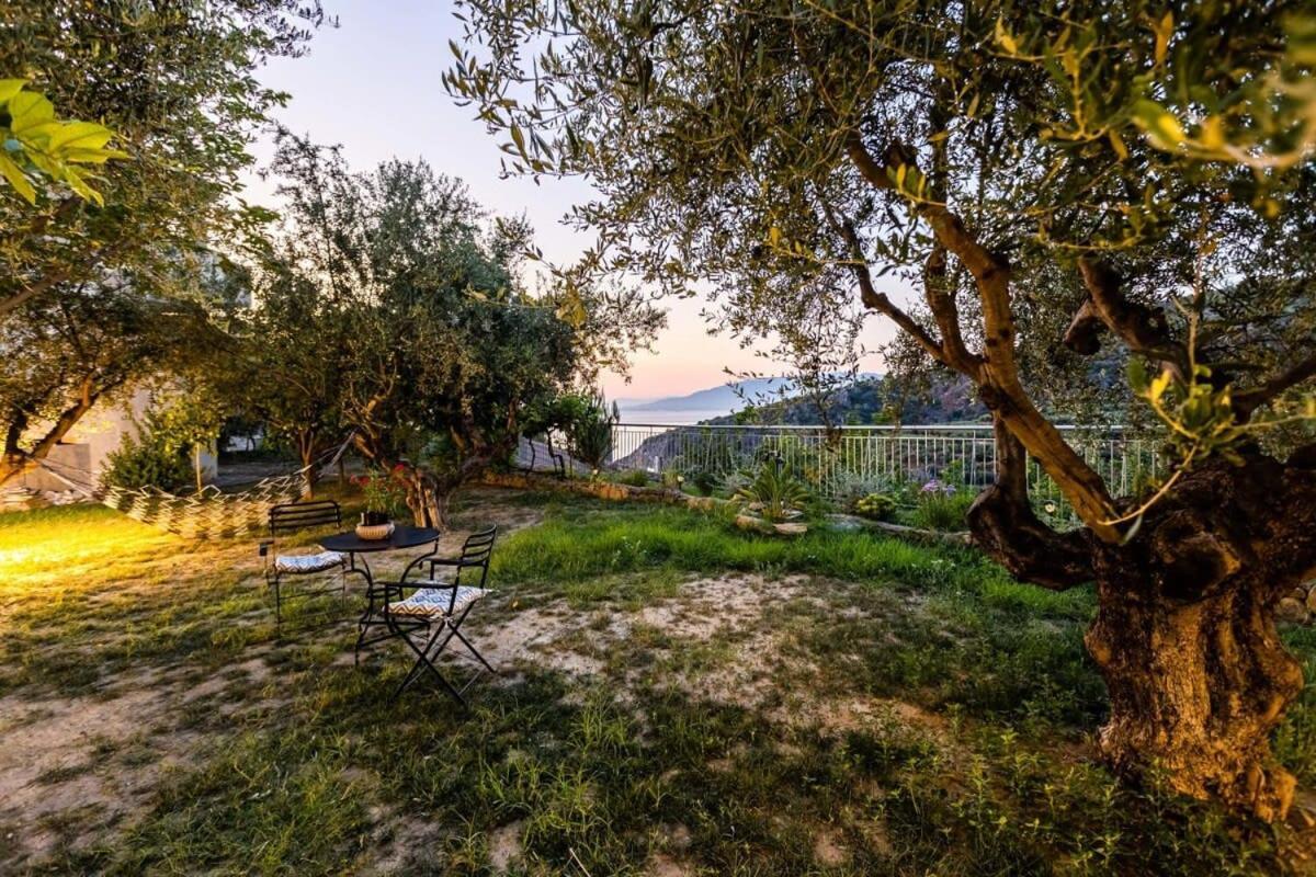 Kitries Summer Getaway - Eden Sandy Suite Kitriai Экстерьер фото